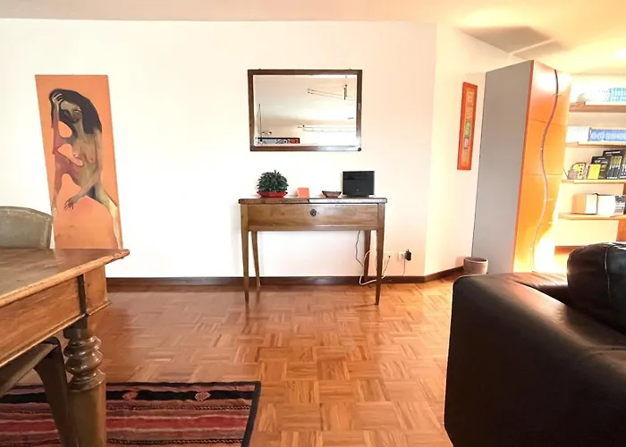 Montgomery Via Crispi In Centro A827 *