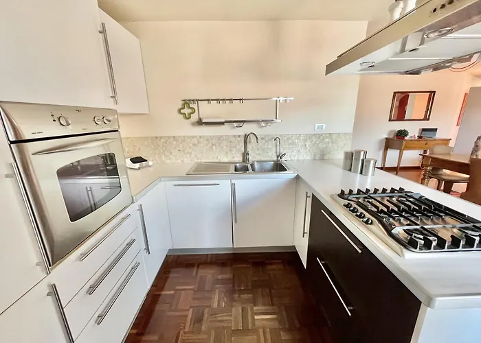 Montgomery Via Crispi In Centro A827 * San Benedetto del Tronto