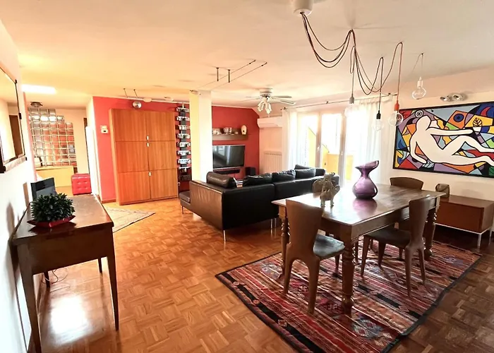 Montgomery Via Crispi In Centro A827 Appartamento *