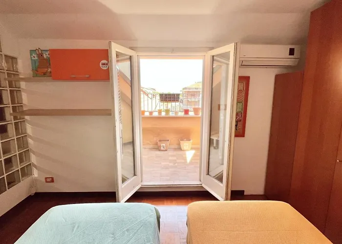 Montgomery Via Crispi In Centro A827 *