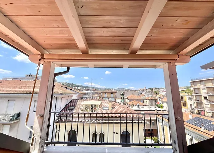 Appartamento Montgomery Via Crispi In Centro A827