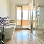 Apartment Montgomery Via Crispi In Centro A827