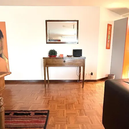 Montgomery Via Crispi In Centro A827 *