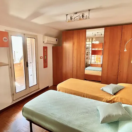 Montgomery Via Crispi In Centro A827 * سان بنيديتّو ديل ترونتو