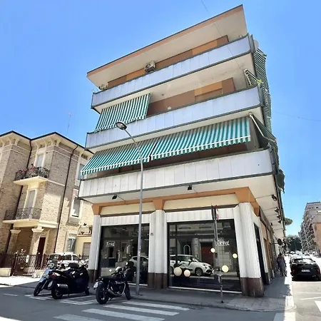 Montgomery Via Crispi In Centro A827 Daire *