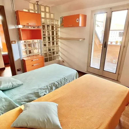 Montgomery Via Crispi In Centro A827 * سان بنيديتّو ديل ترونتو