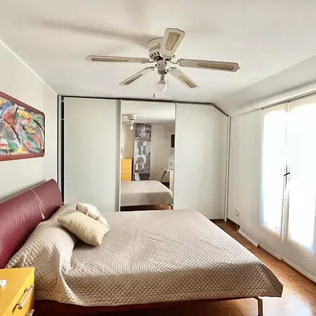 Montgomery Via Crispi In Centro A827