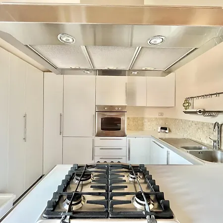 Montgomery Via Crispi In Centro A827 سان بنيديتّو ديل ترونتو