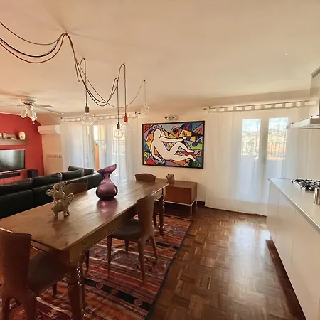 Montgomery Via Crispi In Centro A827 * سان بنيديتّو ديل ترونتو